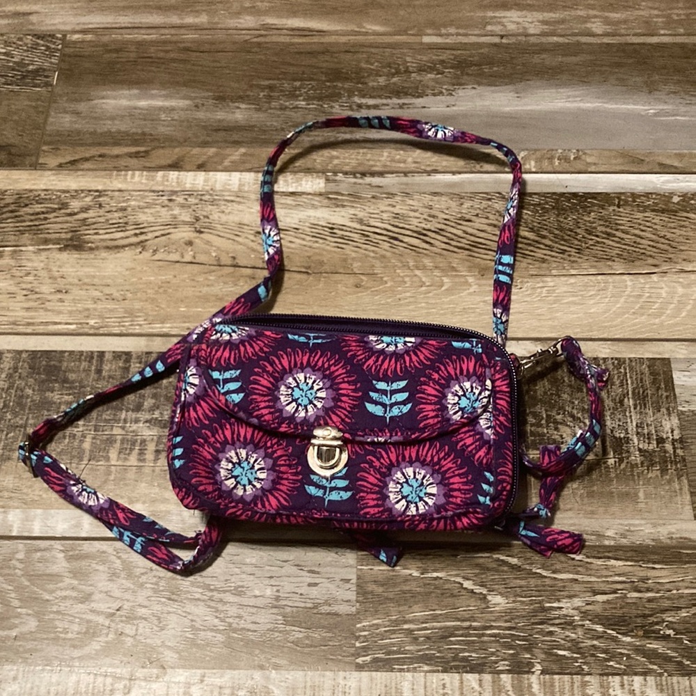Small purse purple/pink/blue floral with zippers